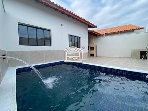 Casa à venda em Mongaguá, Plataforma I, com 2 quartos, com 65 m²
