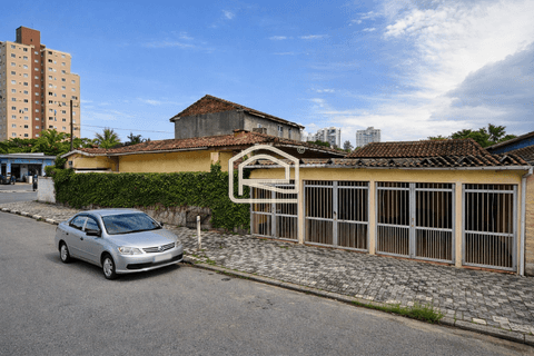 Casa à venda em Mongaguá, Vila São Paulo, com 4 quartos, com 231.65 m²