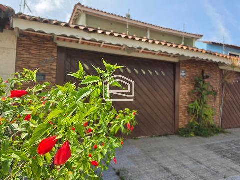 Sobrado à venda em Itanhaém, Cibratel 2, com 4 quartos, com 204 m²
