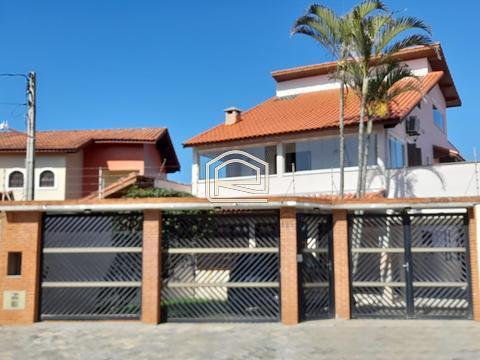 Sobrado à venda em Itanhaém, Satelite, com 6 suítes, com 293 m²