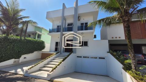 Sobrado à venda em Itanhaém, Vila São Paulo, com 5 quartos, com 450 m²